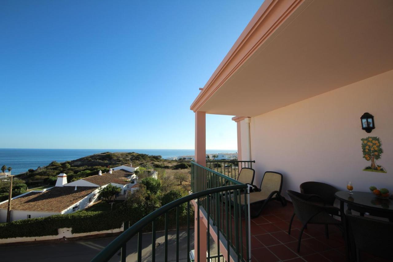 Brisa Mar Para 4 Com Piscina E Wifi Praia Da Luz Luaran gambar