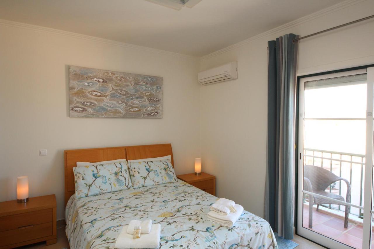 Brisa Mar Para 4 Com Piscina E Wifi Praia Da Luz Luaran gambar